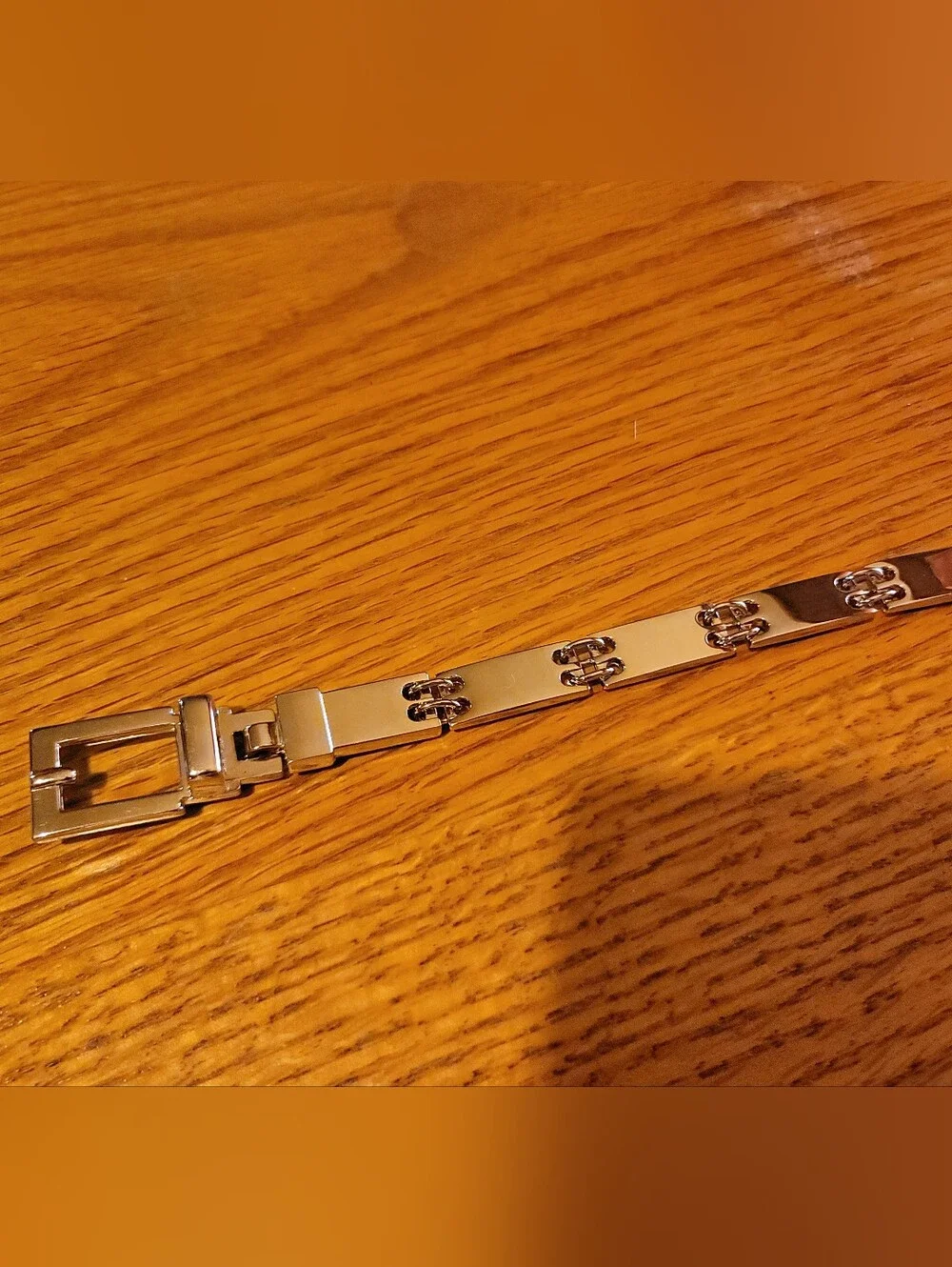 Slim Silver Chain-Link Waist Belt